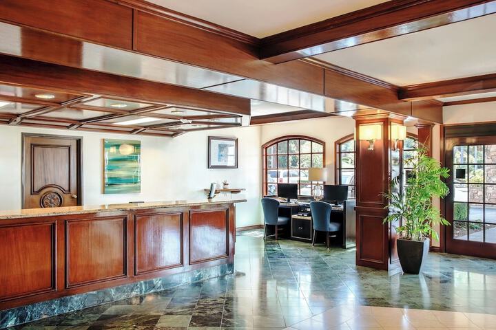 Ayres Suites Diamond Bar