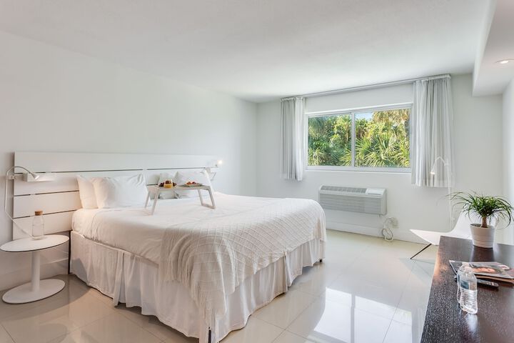 Beach Haus Bal Harbour