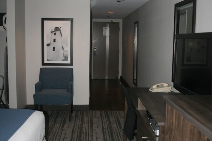 Room 5 of 31