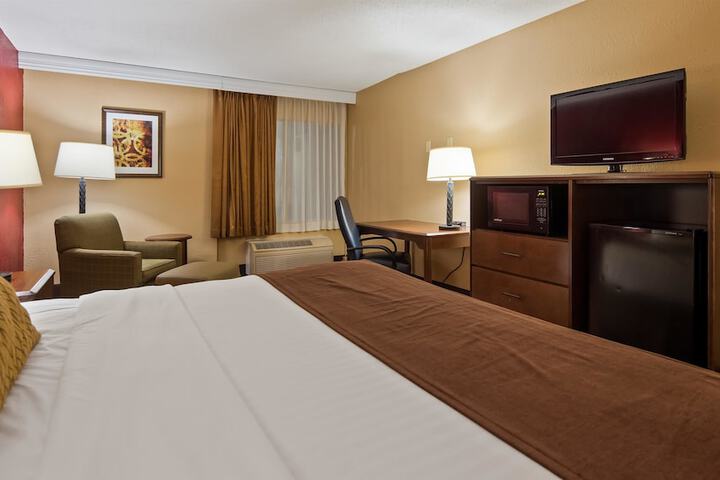 Room 19 of 37