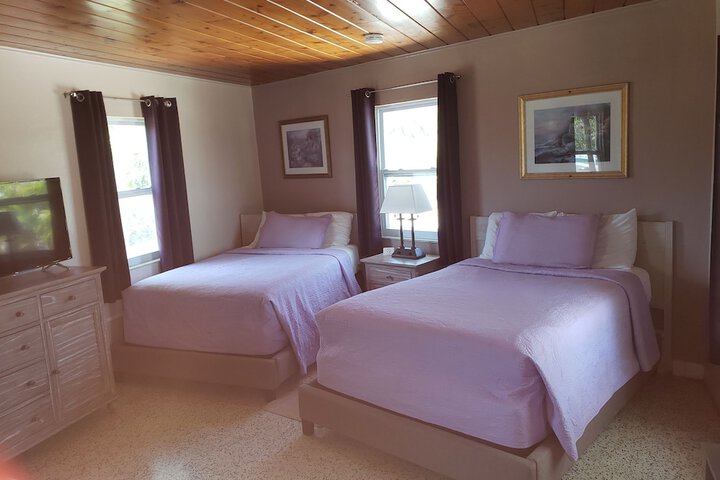 Room 30 of 48