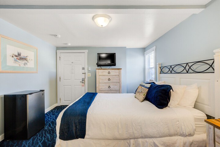 Surf City Hotel