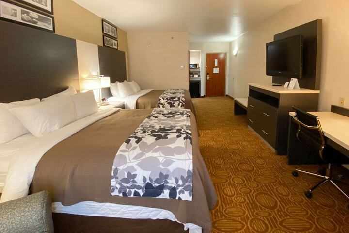 Room 15 of 24