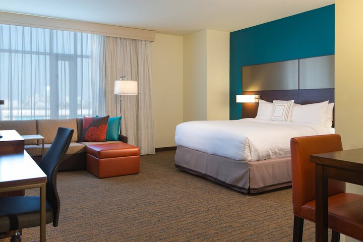 Room 16 of 31