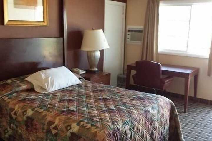 Room 20 of 26