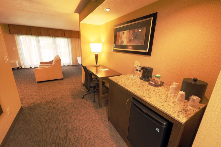 Evergreen Resort