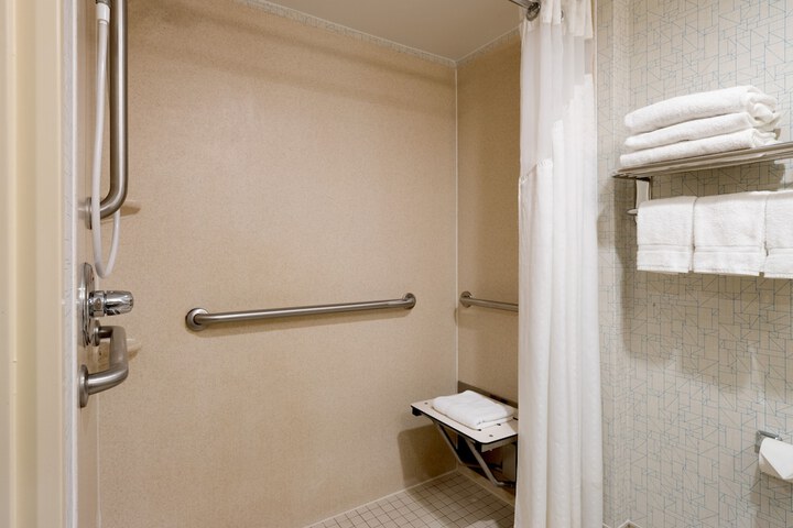 Room 13 of 45