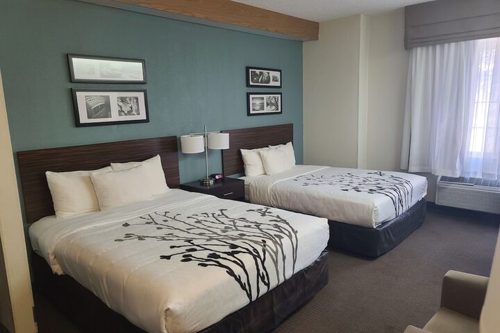 Room 8 of 15