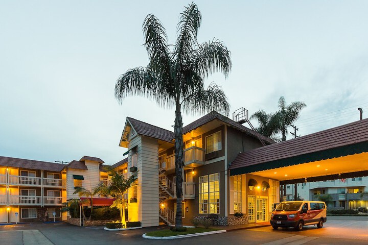 Hotel 5 of 66