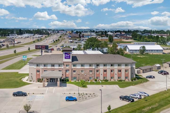 Sleep Inn & Suites Devils Lake