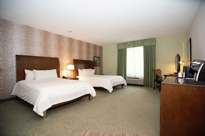 Room 13 of 46