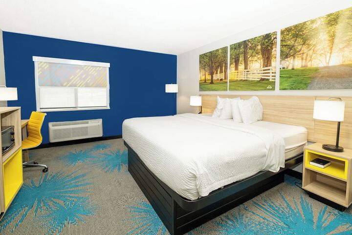 Room 40 of 52