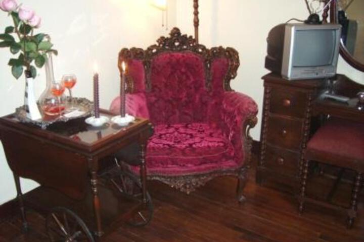 Allas Historical B & B