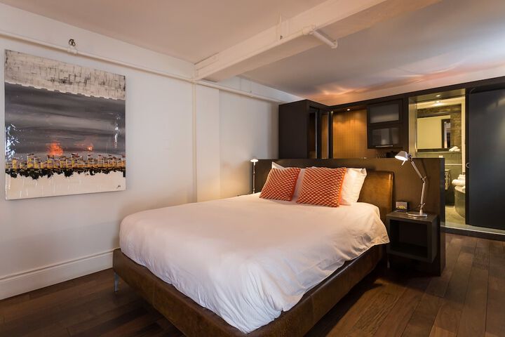 Room 49 of 54
