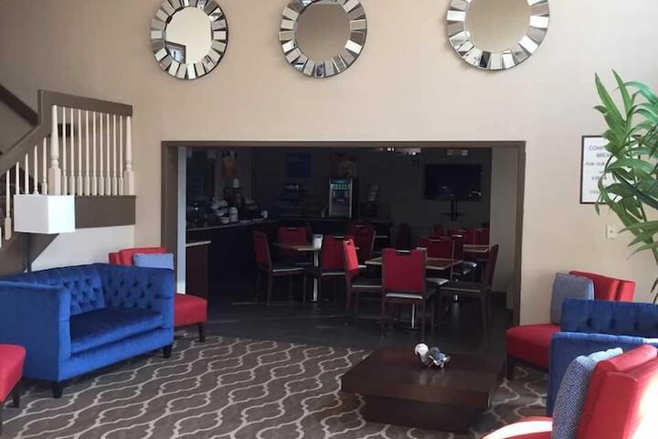 Comfort Inn Meridian - Bonita Lakes