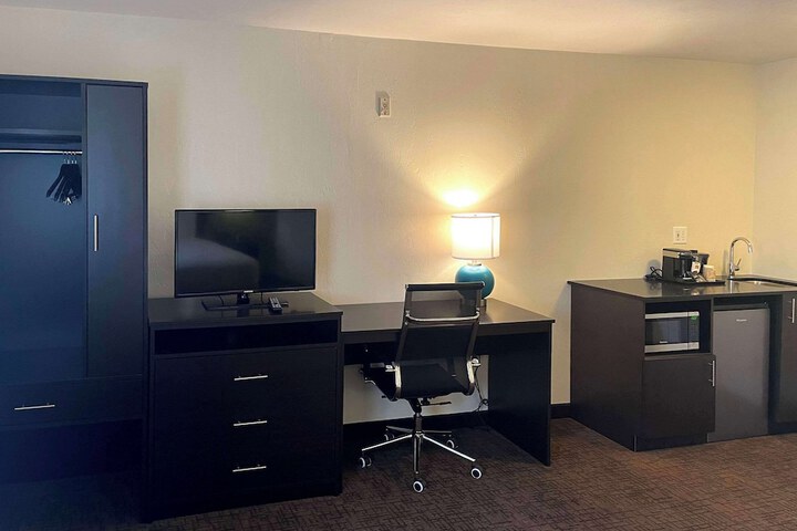 Suburban Studios Melbourne Airport