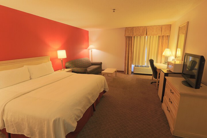 Room 8 of 15