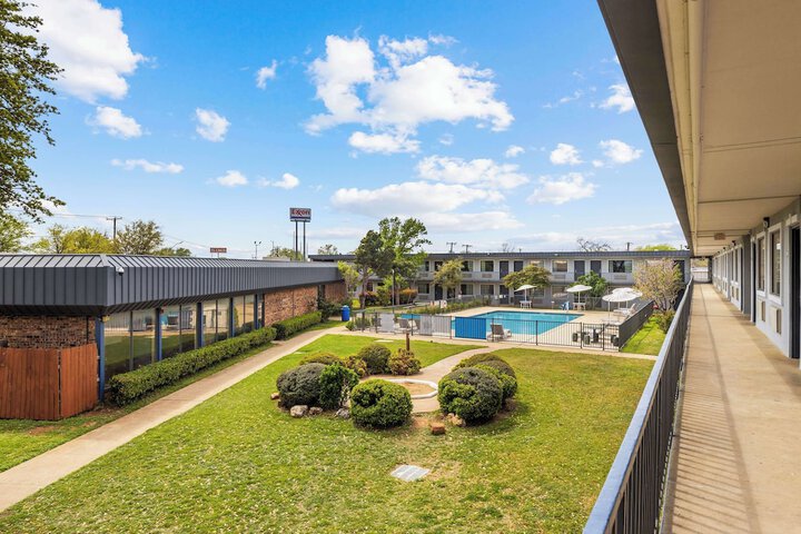 Americas Best Value Inn Ft. Worth Hurst