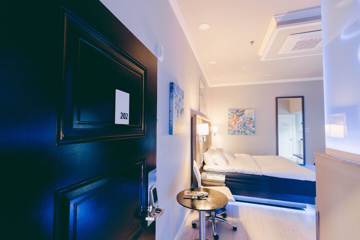 Room 111 of 140