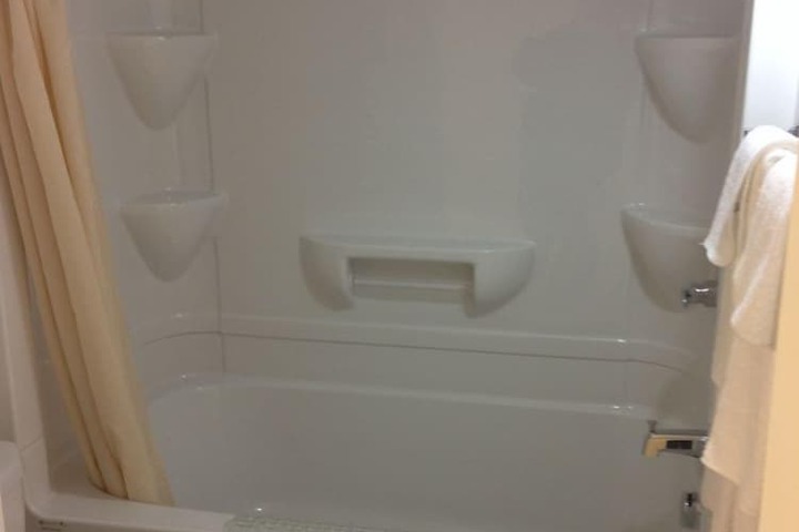 Room 12 of 22
