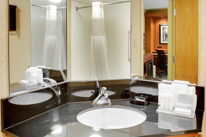 Room 10 of 45