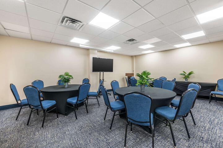 Comfort Inn & Suites Daytona Beach Oceanfront