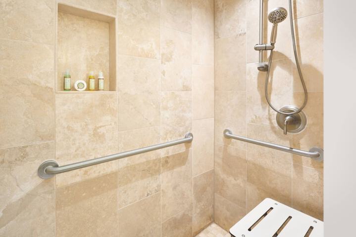 Royal Lahaina Resort & Bungalows