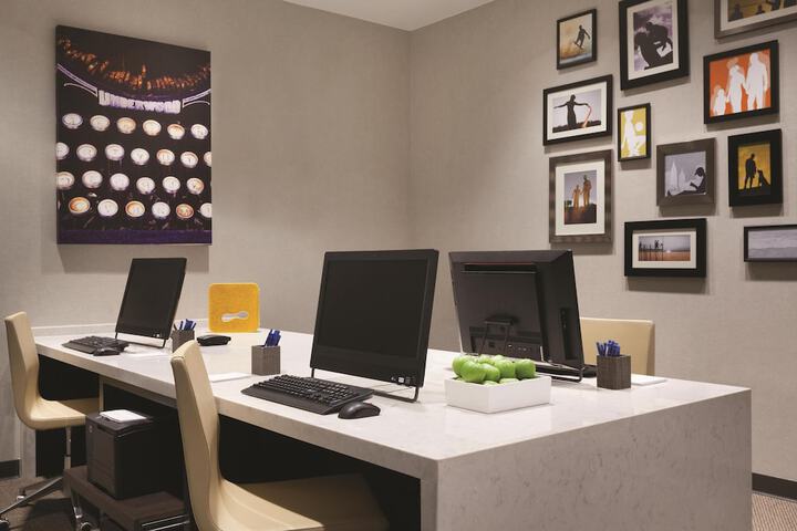 HYATT house Emeryville / San Francisco Bay Area