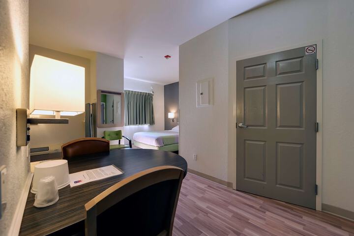Room 29 of 31