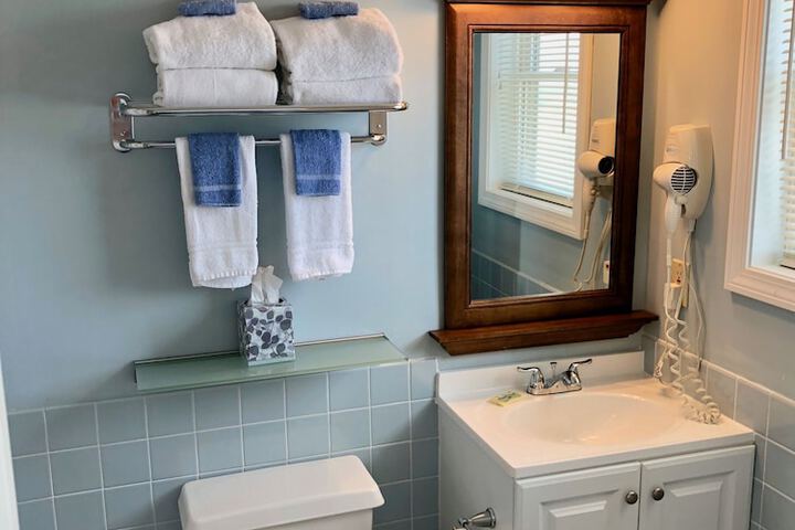 Room 21 of 35