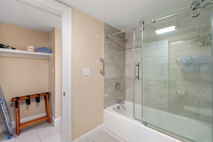 Guest House Suites
