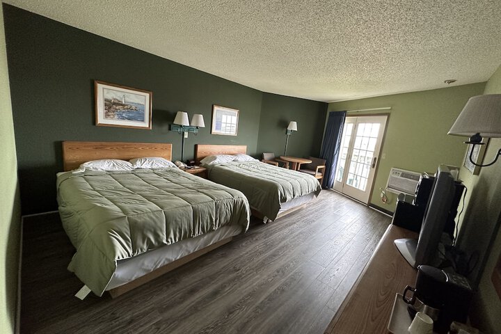 Room 27 of 80