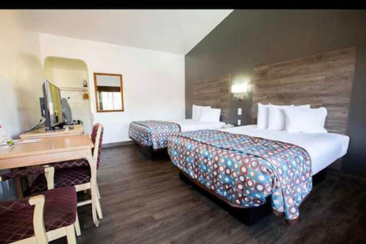 Room 93 of 131