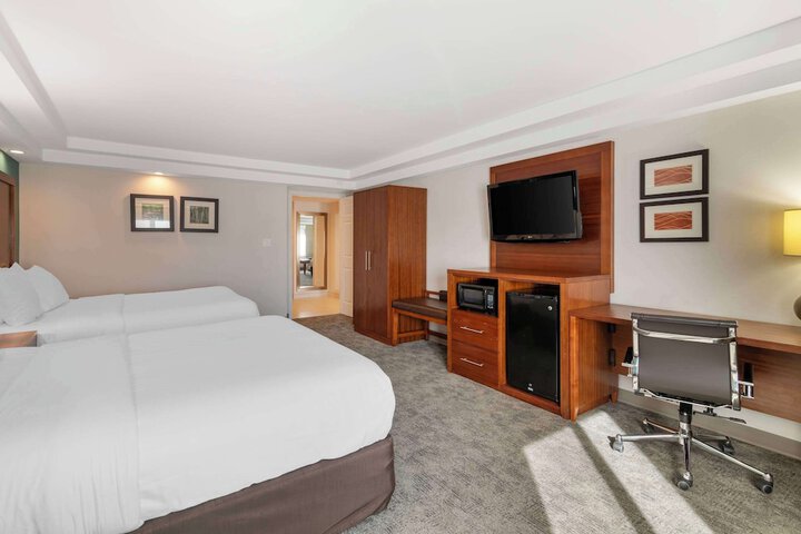 Room 8 of 26