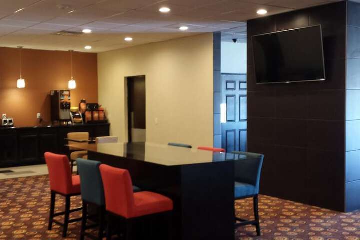 Hotel Interior 10 of 28