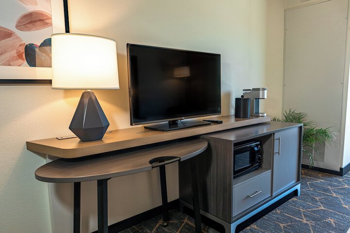 Room 31 of 76