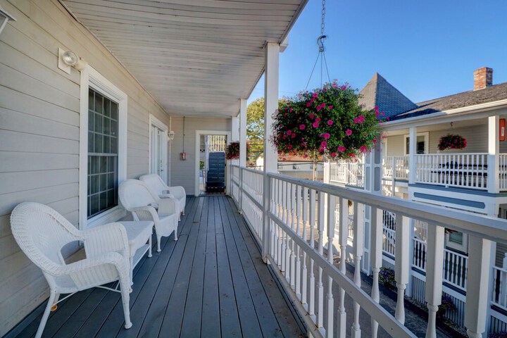 Terrace/Patio 98 of 104