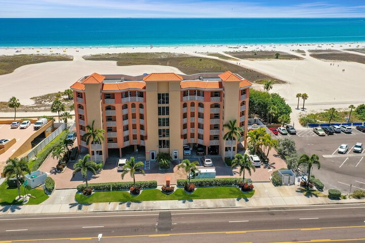 Surf Beach Treasure Island Resort