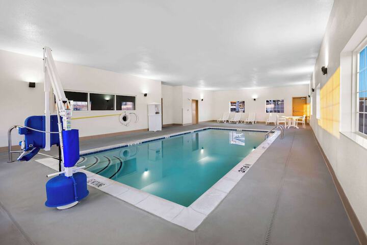Microtel Inn & Suites by Wyndham Sweetwater