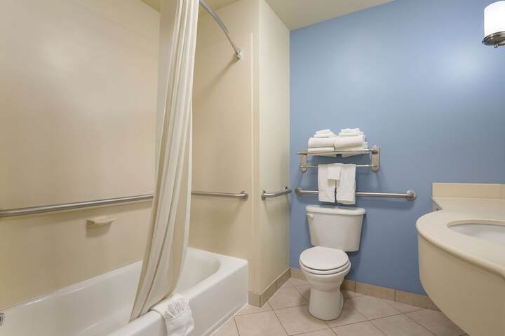 Room 14 of 31