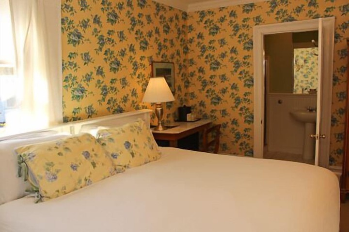 Room 90 of 113