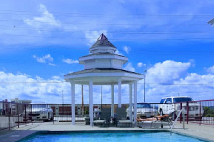 Pool 3 of 21