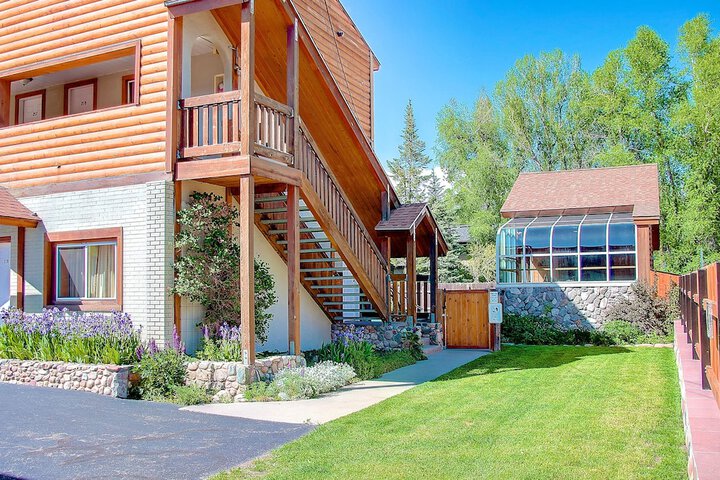 The Nordic Lodge