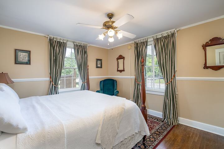Room 8 of 56