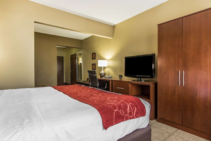 Room 16 of 35