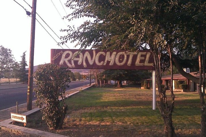 Hotel 4 of 56