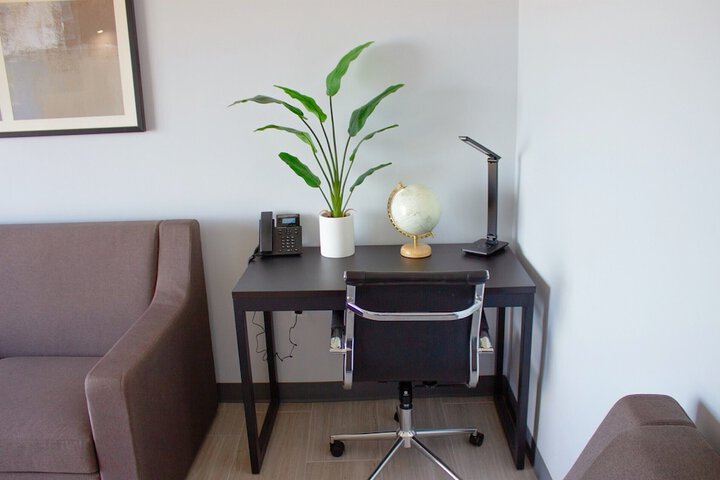 Room 8 of 36