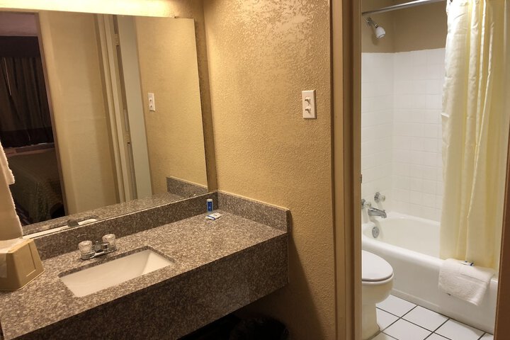 Room 12 of 14
