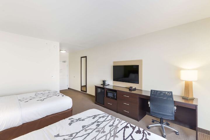 Room 19 of 53