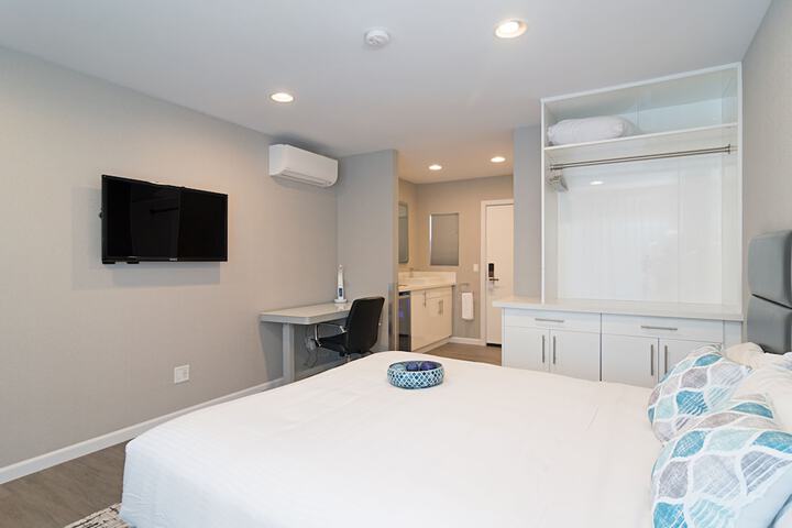 Room 22 of 42